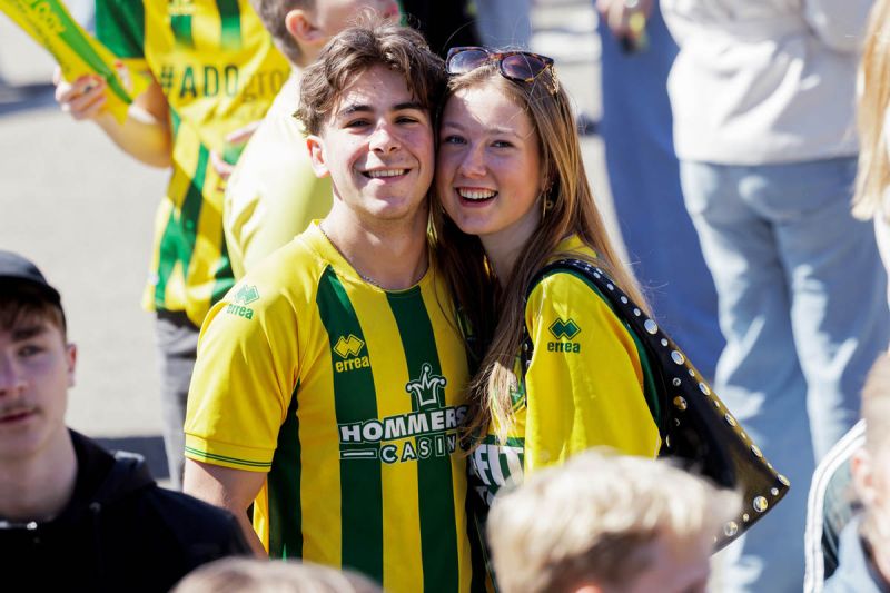 images/gallery/huldiging-ado-den-haag