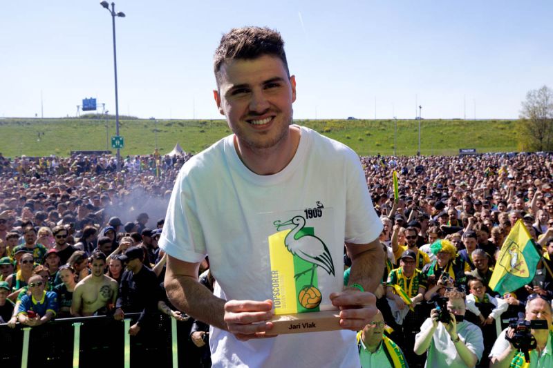 images/gallery/huldiging-ado-den-haag