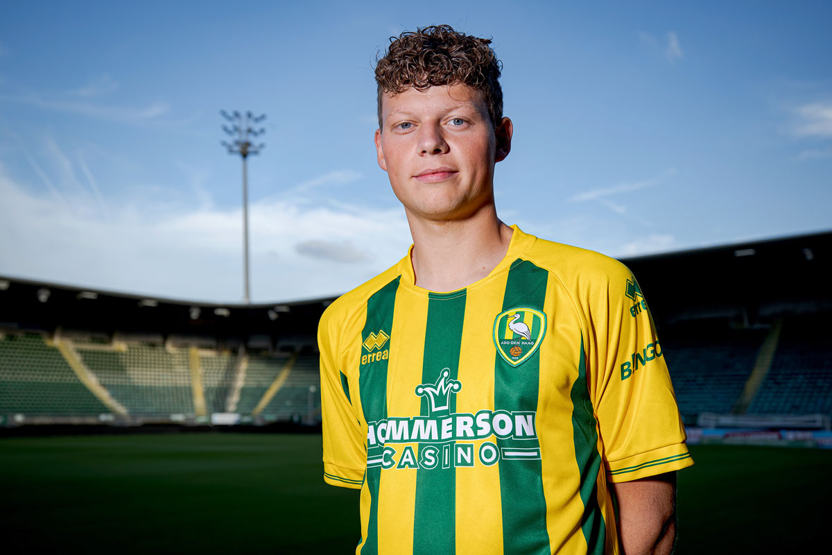 Presentatie *Dano Lourens* of ADO Den Haag