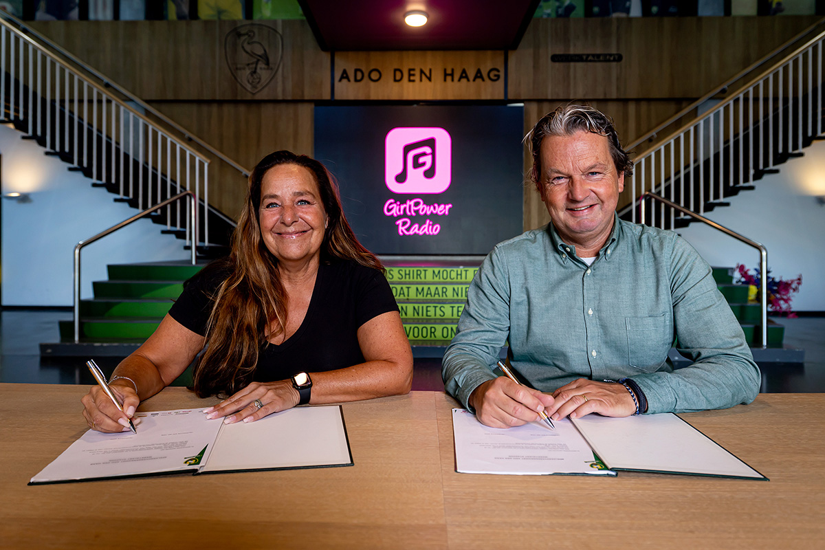 Ondertekening GirlPower Radio